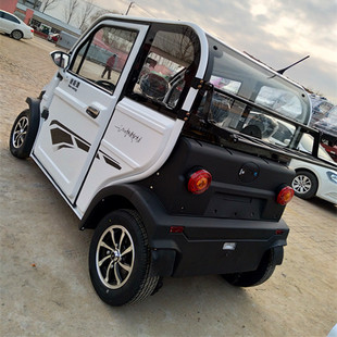 大阳巧客老年休闲车 新能源四轮电动车 全封闭家用代步车 批发