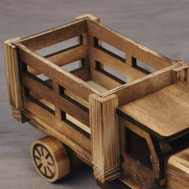 木质工艺品 创意木制军车 大斗军用车 仿真车模型批发家居摆件