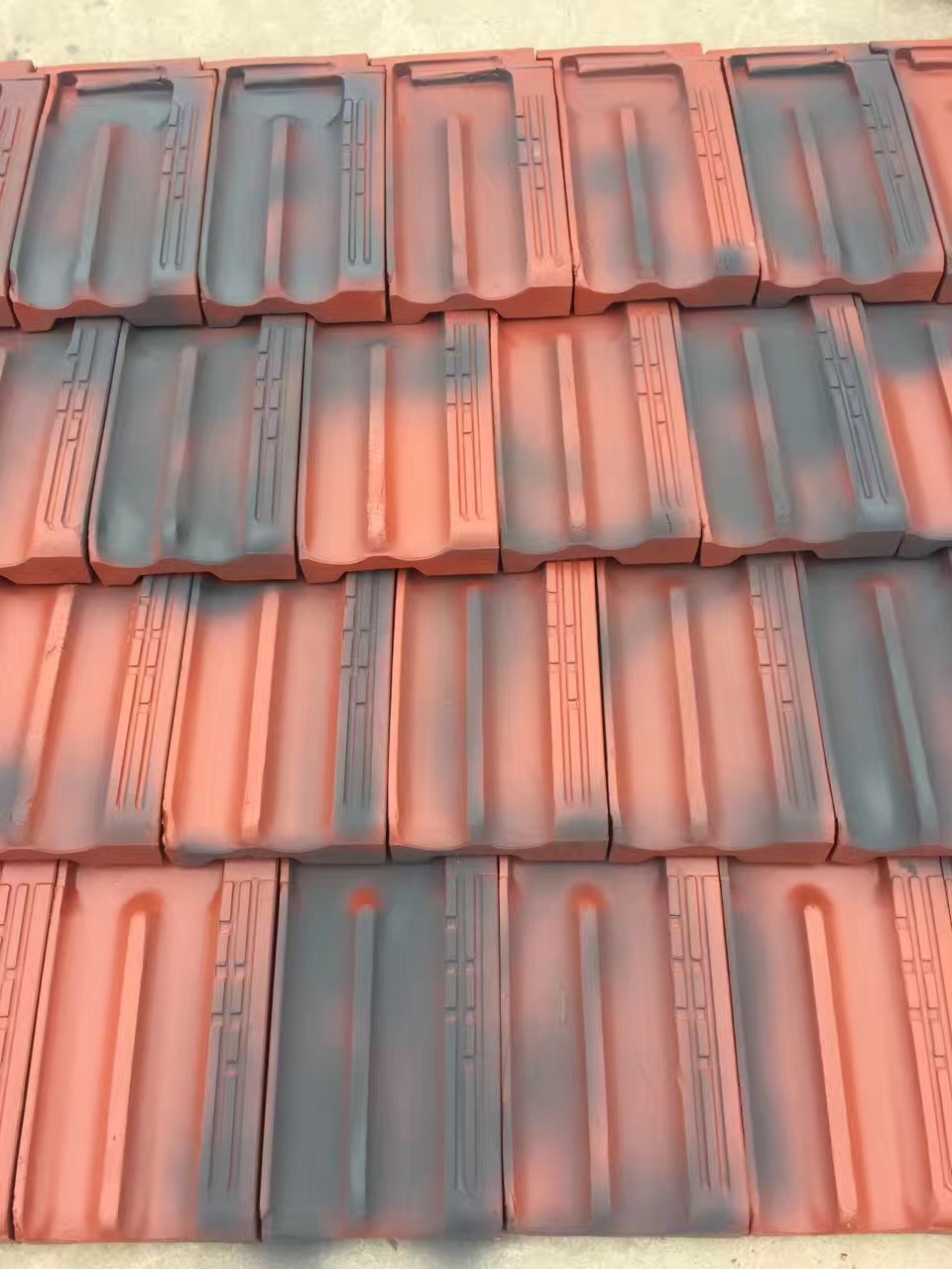 宜兴厂家直供粘土砖红色土洋瓦本色小缸瓦老款法式别墅屋面瓦