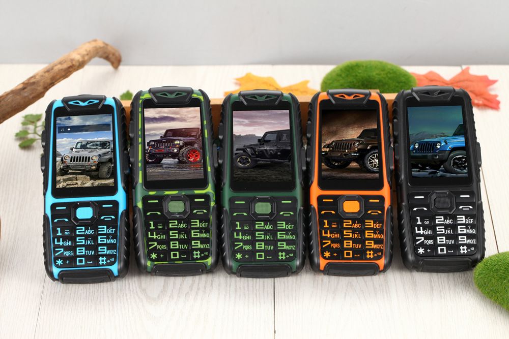landrover a6 m6 军工三防电霸手机充电宝双卡老年人长久待机手机