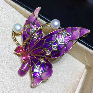紫色蝴蝶饰品