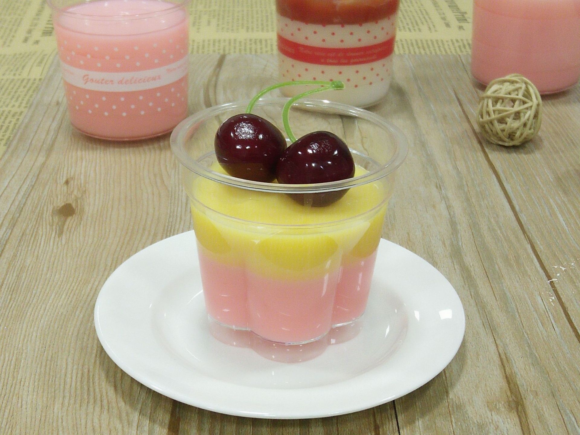 新款一次性透明慕斯杯,果冻杯,布丁杯7060-2梅花