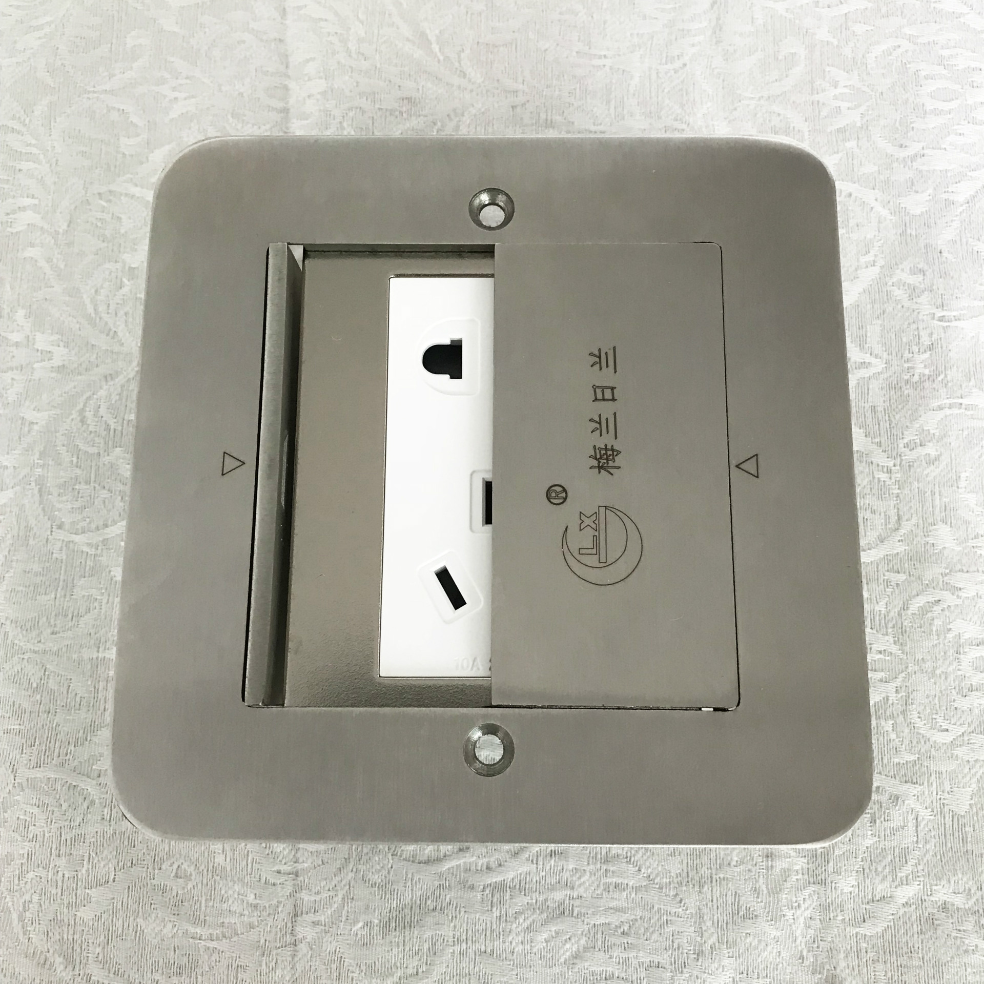 隐藏式五孔地插电脑电话双开门不锈钢地板开关梅兰日兰