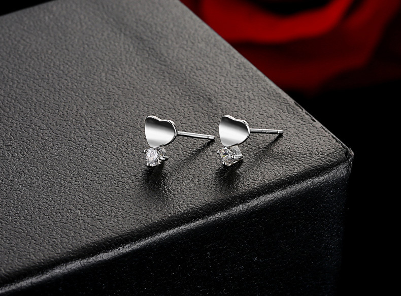 韩版时尚镀银纯银饰品耳钉女气质心形耳饰锆石耳环欧美耳坠批发