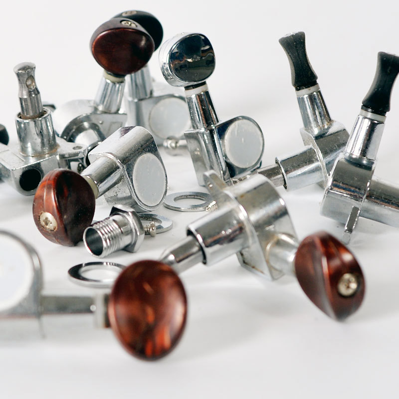 民谣吉他变调夹尤克里里uk压弦器变音琴弦夹乐器配件大小手抓金属