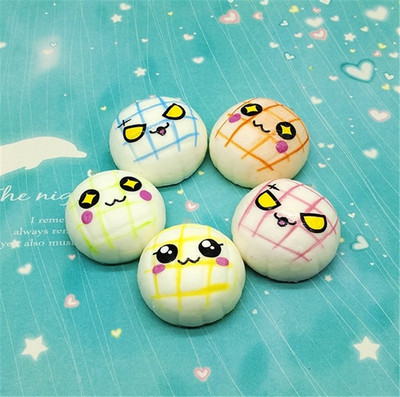 pu仿真彩色可爱表情小菠萝包挂件squishy 慢回弹甜点面包蛋糕食玩