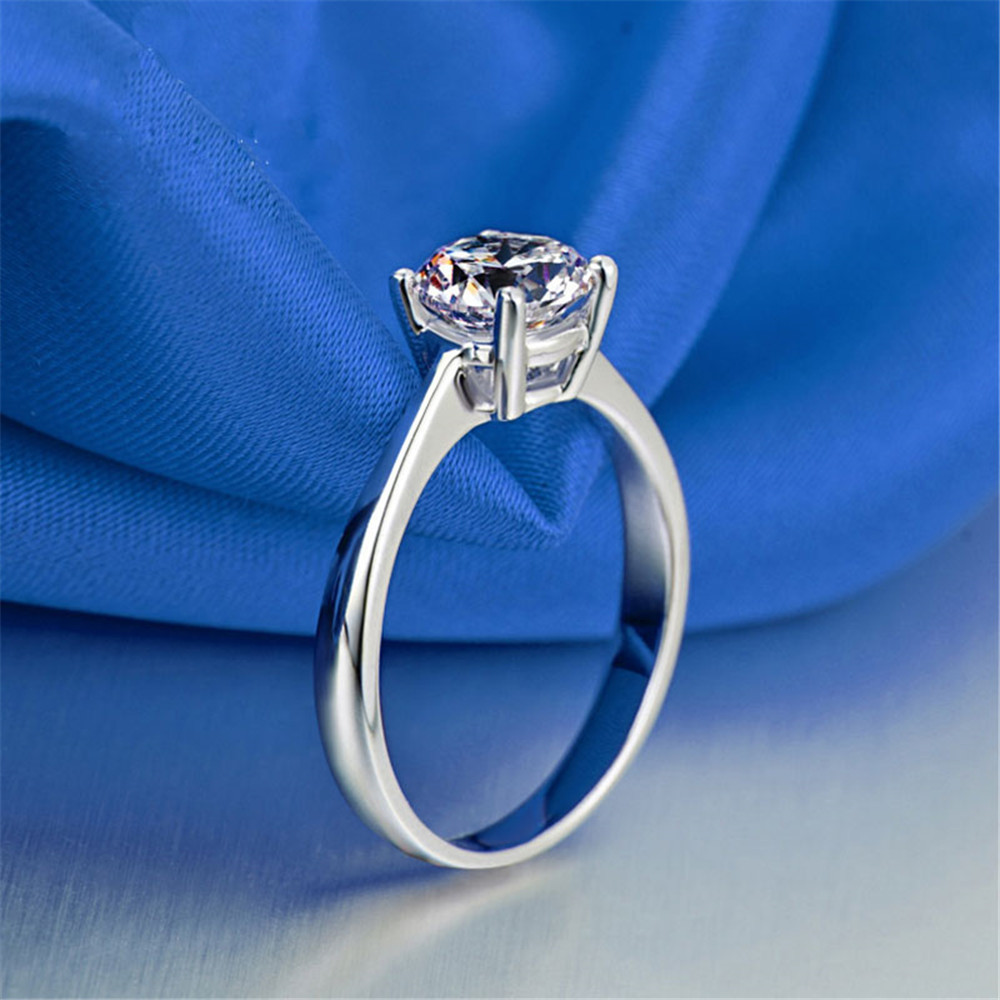 诗佩 经典四爪情侣钻戒光面无痕镶嵌超闪锆石戒指简约时尚