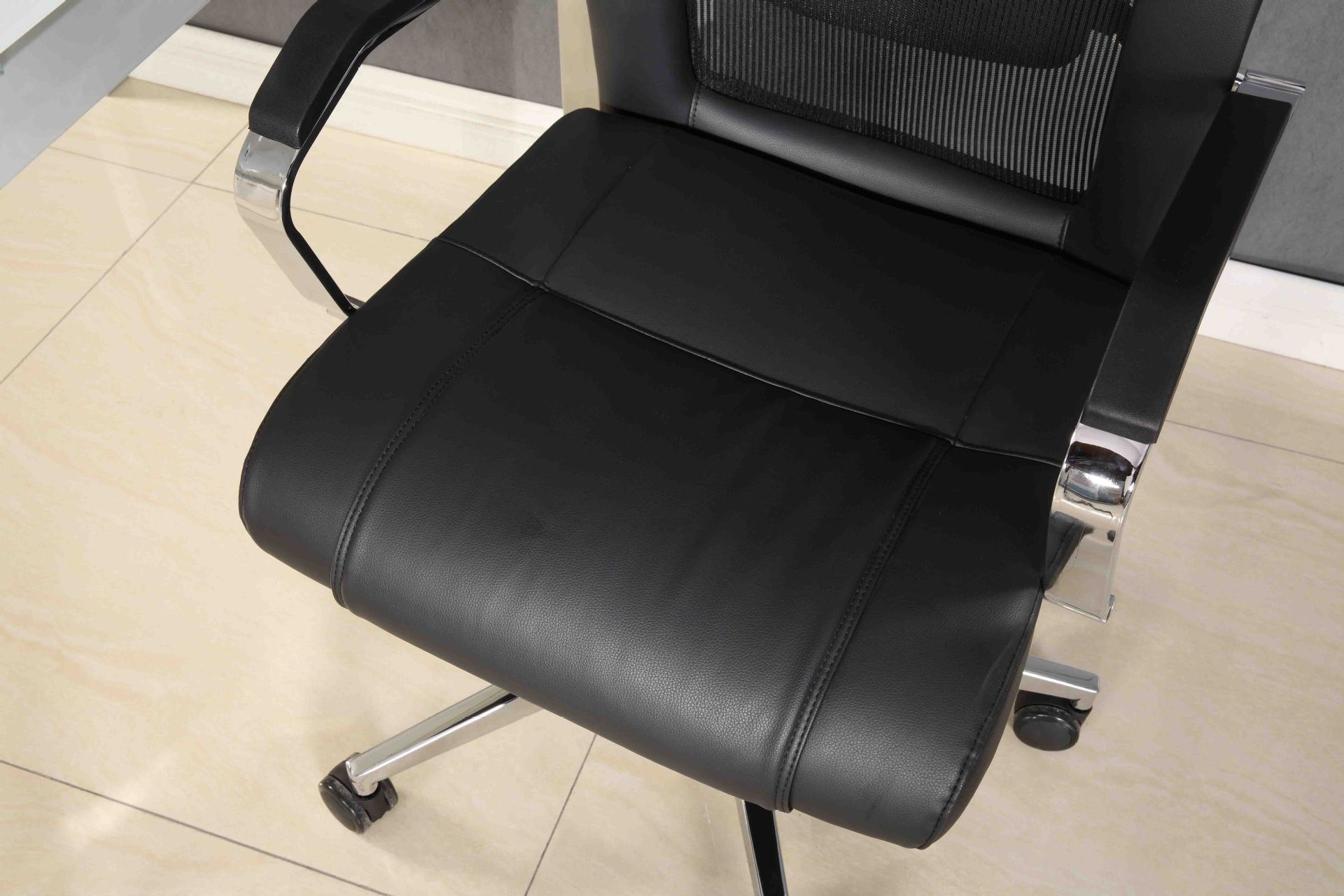 高档家用办公会议皮椅 简约休闲转椅 老板椅厂家直销