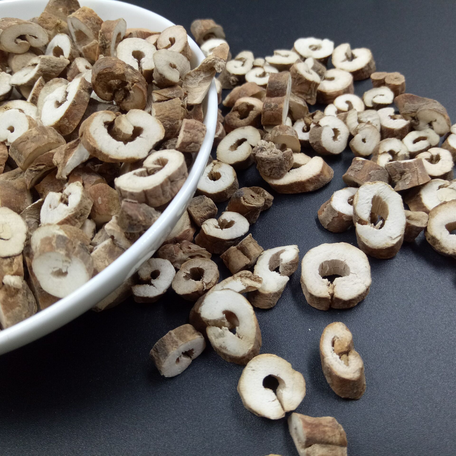 常富中药材 牡丹皮 白丹皮 抽芯率高 丹皮精细粉/28公斤