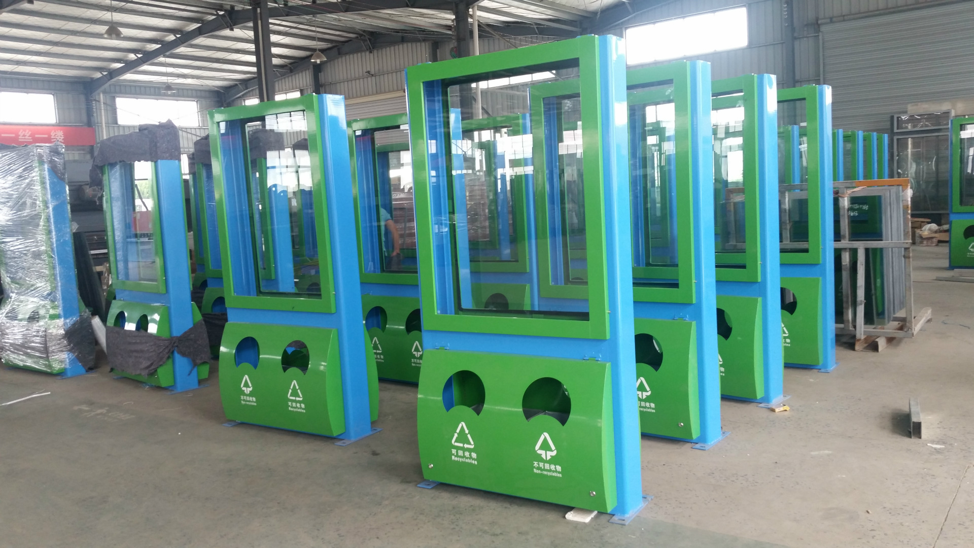 厂家直销 广告垃圾 广告果皮箱滚动灯箱 价格优质量好 铭扬