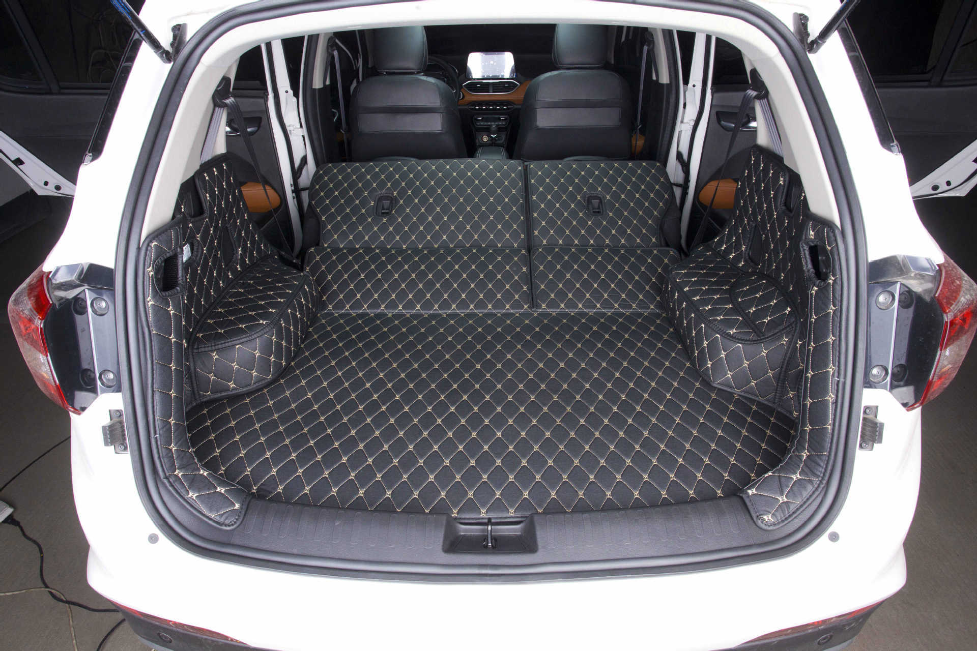 宝骏510大包围后备箱全包510后备箱