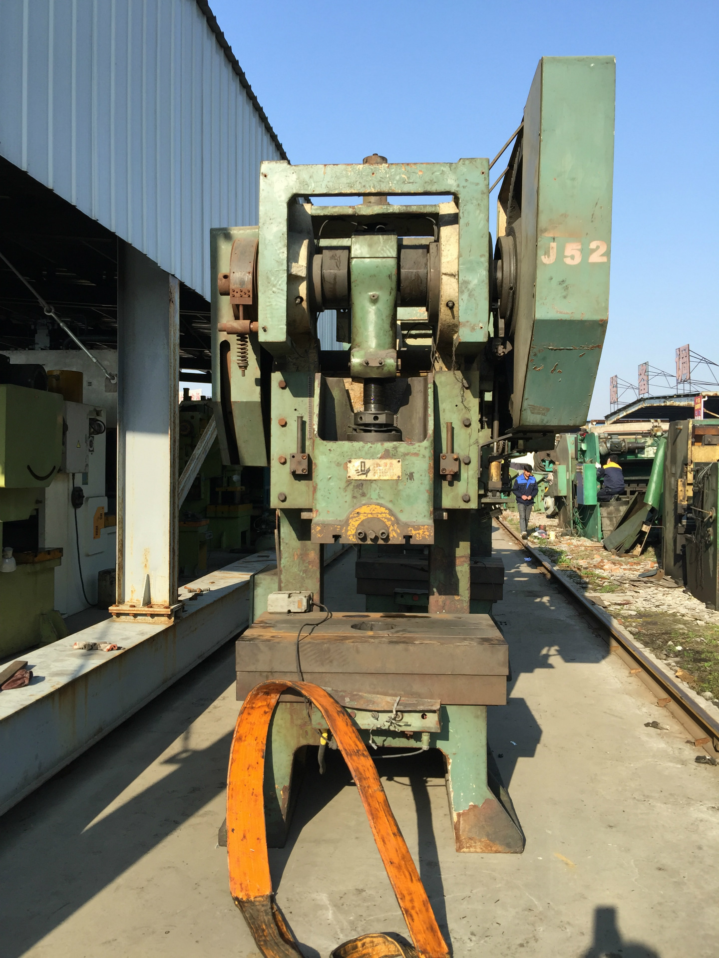 扬州锻压机床j21-125t冲床