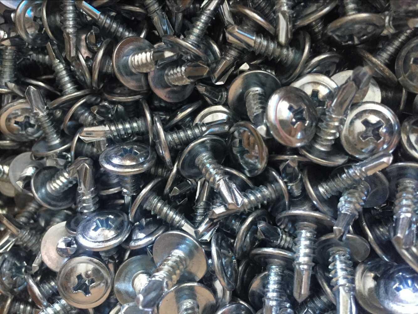 华丝钻尾,大扁头钻尾螺丝(整件价格一件30盒)