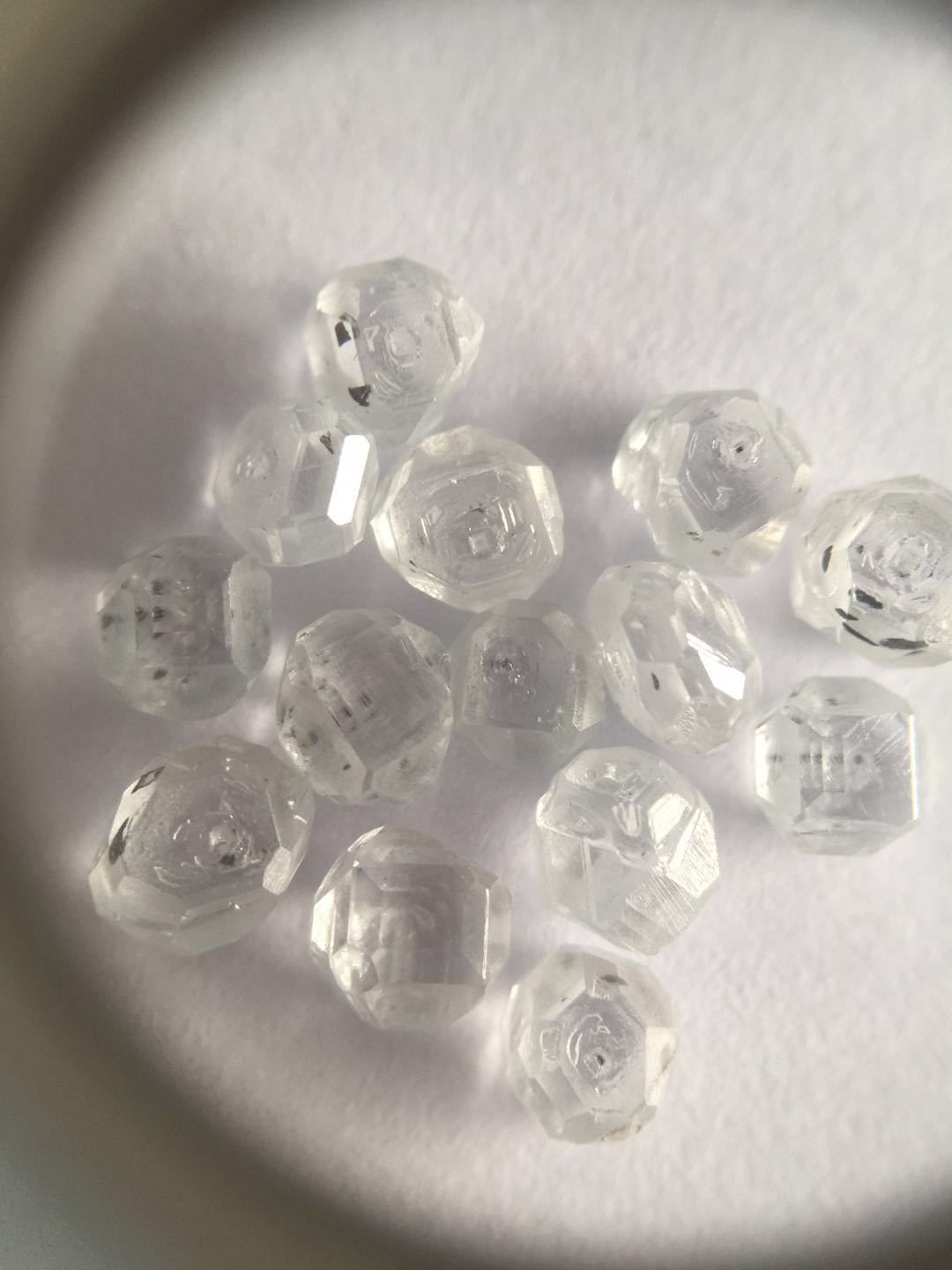 黄河旋风 宝石级实验室培育钻石 3.0-4.0克拉一等货