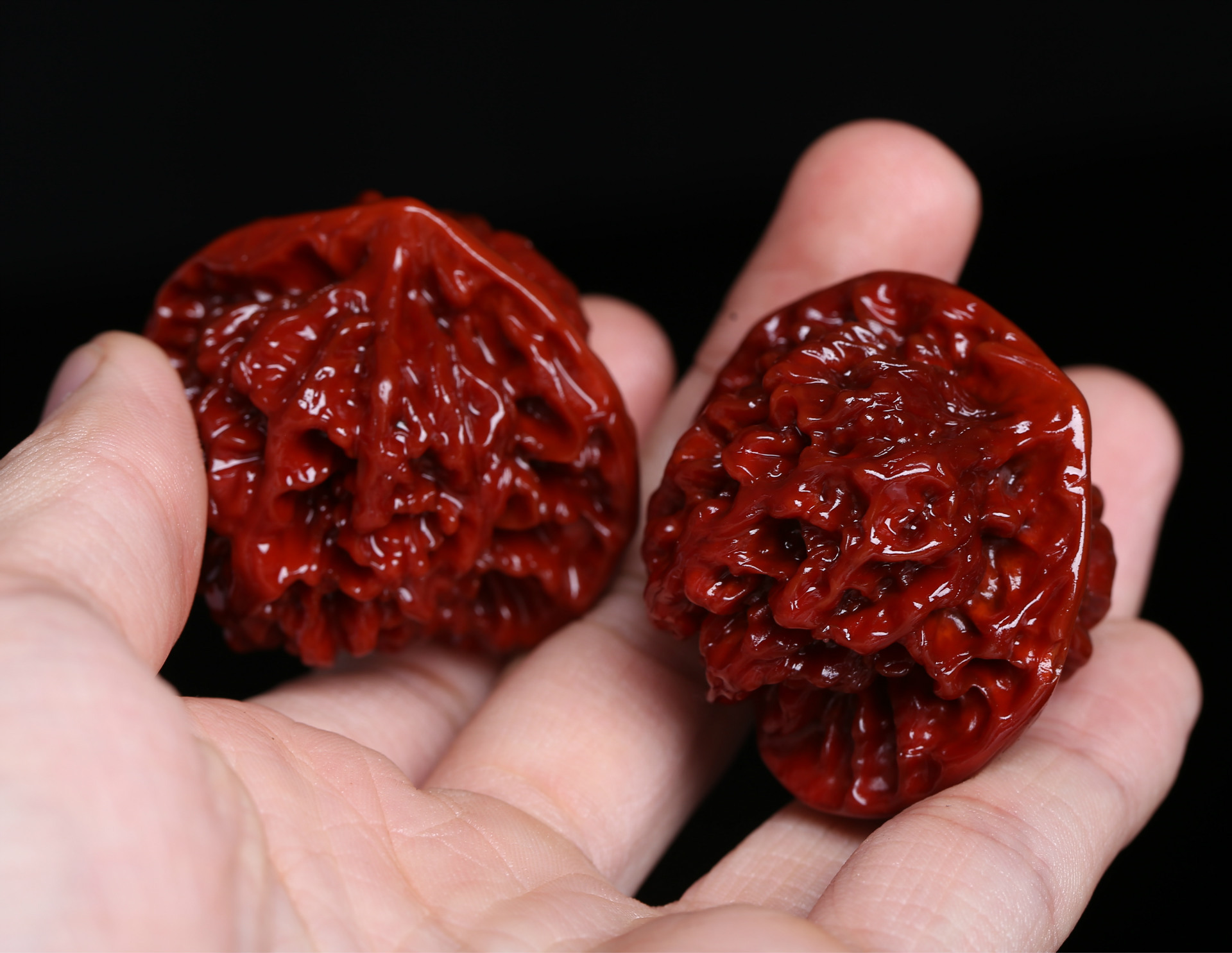 机刷包浆 文玩核桃官帽狮子头手把件鸡心玉化男士