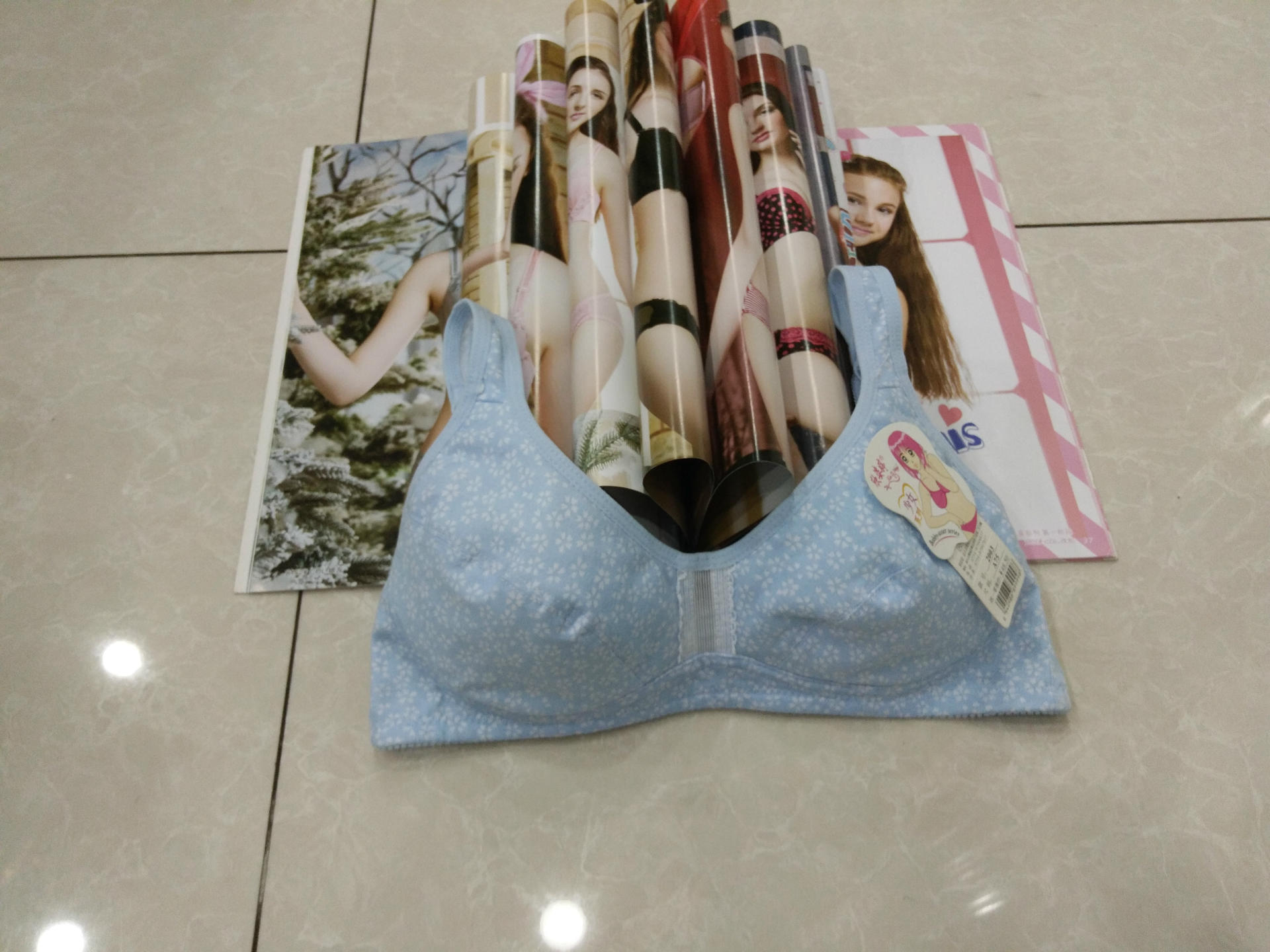 欣姿婷少女内衣2003