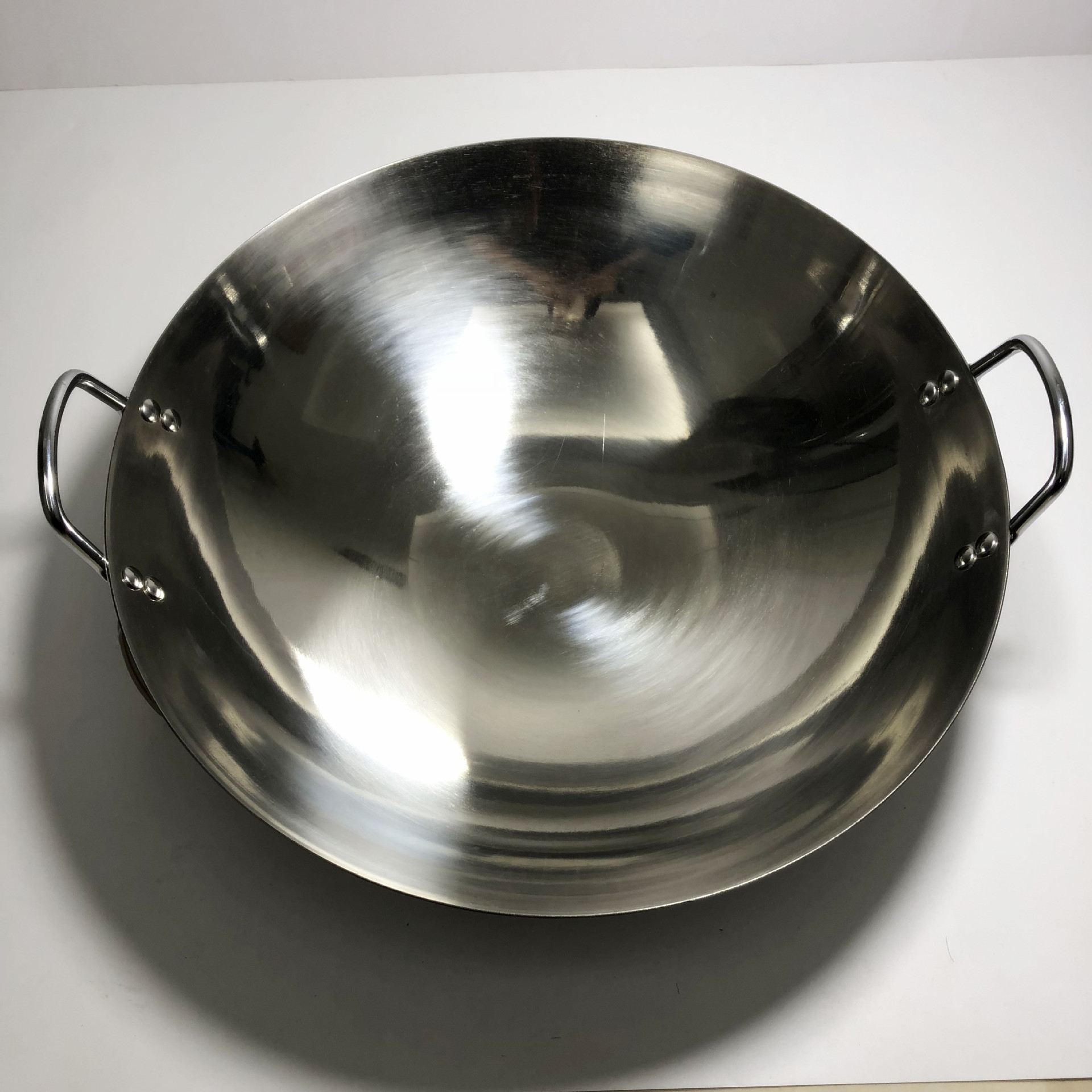 不锈钢双耳炒锅加厚大炒锅无涂层大锅圆底炒锅家用炒锅工厂大锅