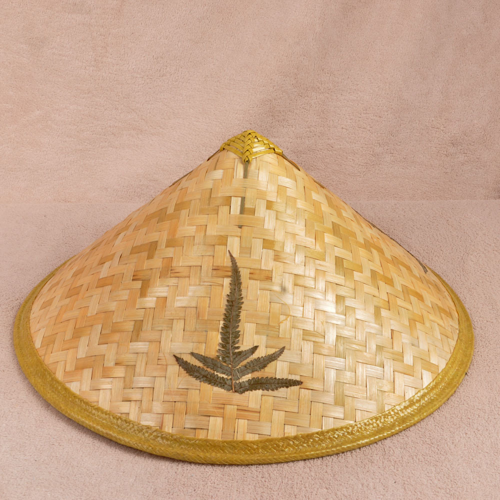 厂家直销 手工编织竹制斗笠 特色民族帽子农家摆设挂饰遮阳帽