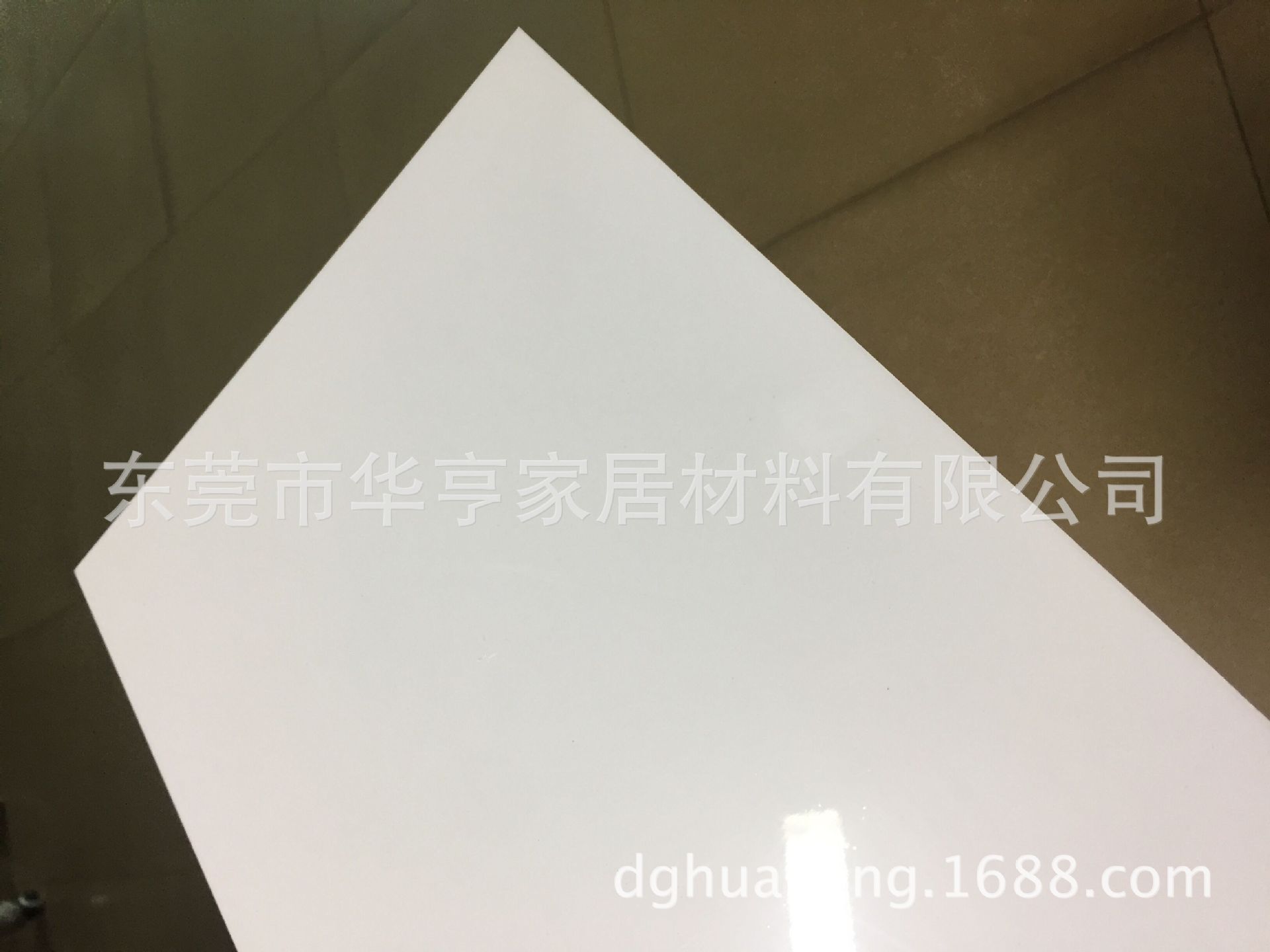 亮光白色板厂家/亮光黑色板厂家/高光白色uv板价格