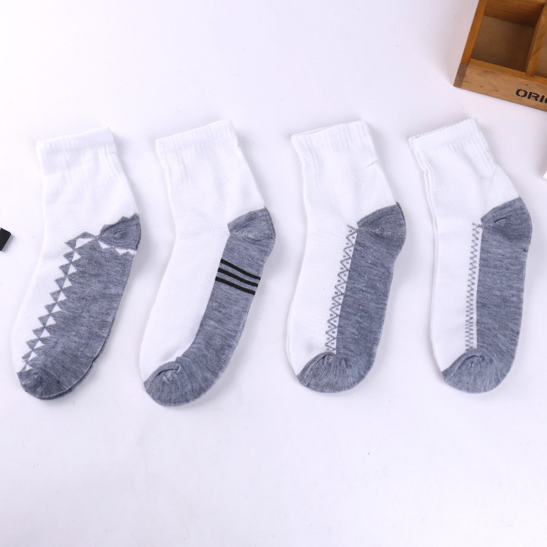 Stall Socks Supply Autumn and Winter Polyester Cotton Men's Mid-Calf Length Sock Gray Bottom White Surface Yin and Yang Bottom Color Matching Casual Men's Socks