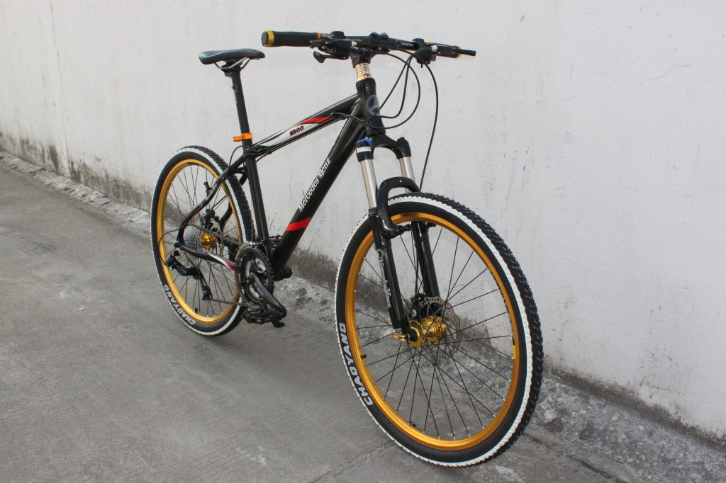 厂家直销26寸山地车27速铝合金车架学生车山地车男女式自行车大众