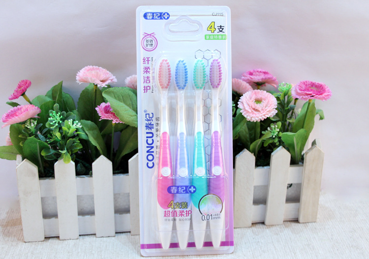 春纪牙刷,采用优质纤丝刷毛,无机银沸石刷毛,弹力更柔韧,温和清洁齿面