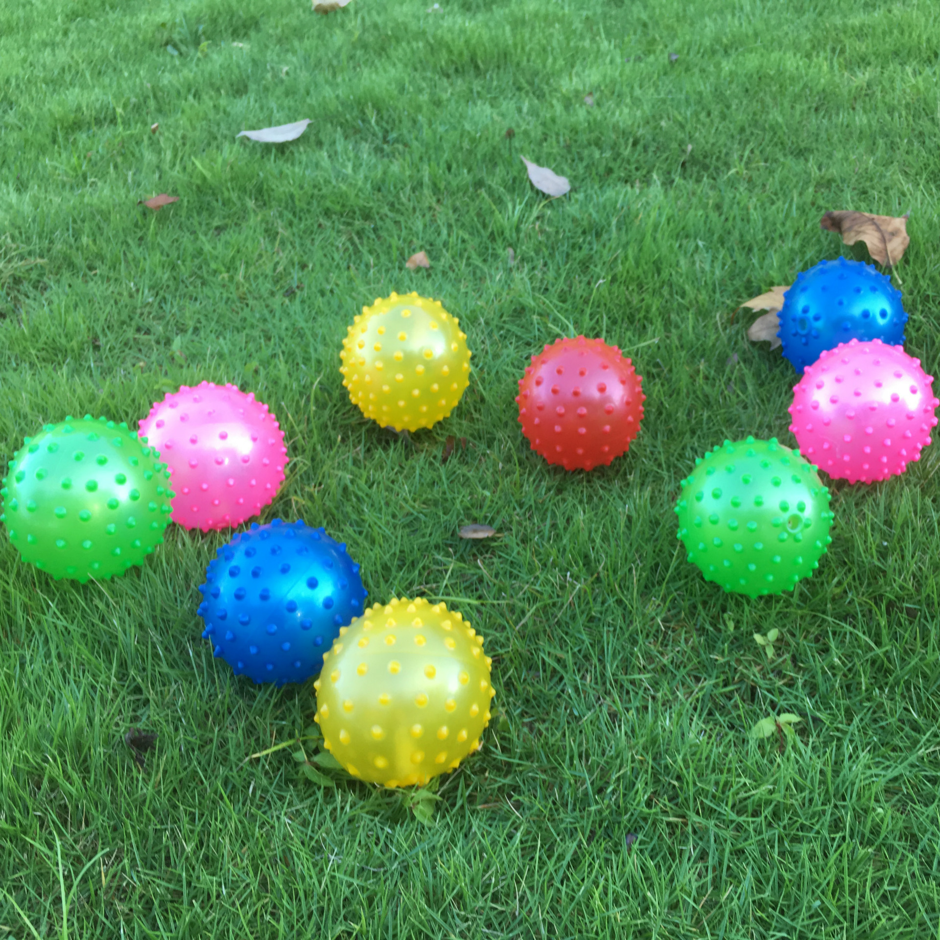 厂家直销8厘米按摩球 儿童充气玩具pvc产品厂家直接发货 刺球