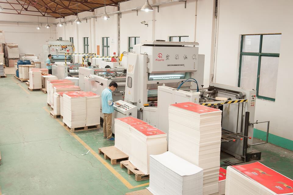 上海厂家直销手提包装纸袋 手提服装纸袋 定制礼盒袋 可定制