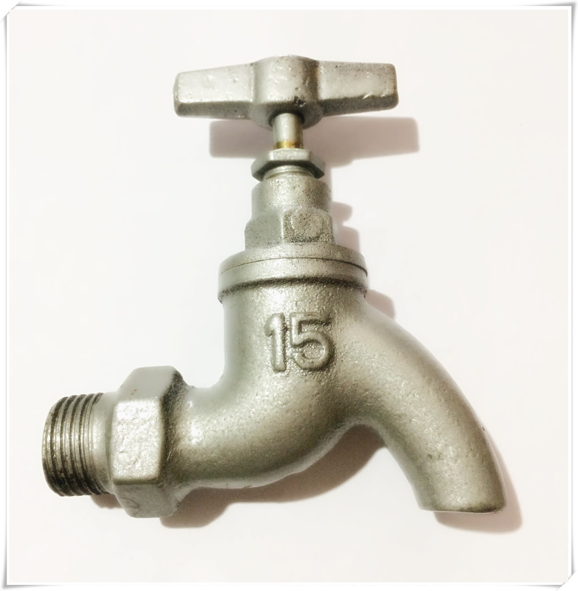 规格dn15,dn20,dn25结构形式单联式适用类型全部适用进出水管直径其它