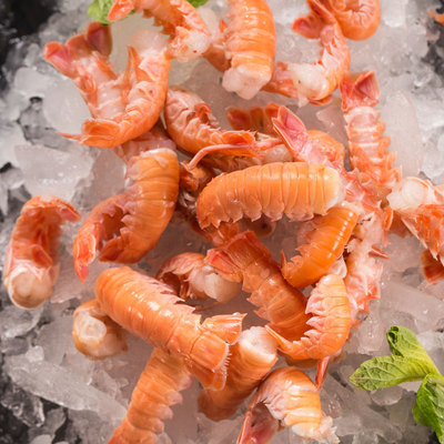 厂家批发深海鳌虾尾冷冻去头下龙虾熟冻海鲜原料一手货源