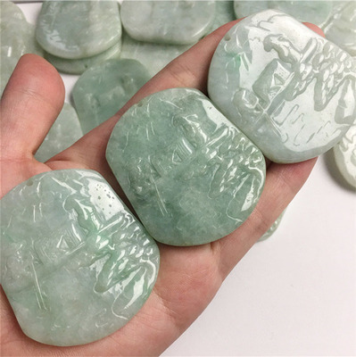 缅甸天然翡翠吊坠a货山水玉牌玉石翡翠挂件玉吊坠饰品厂家批发