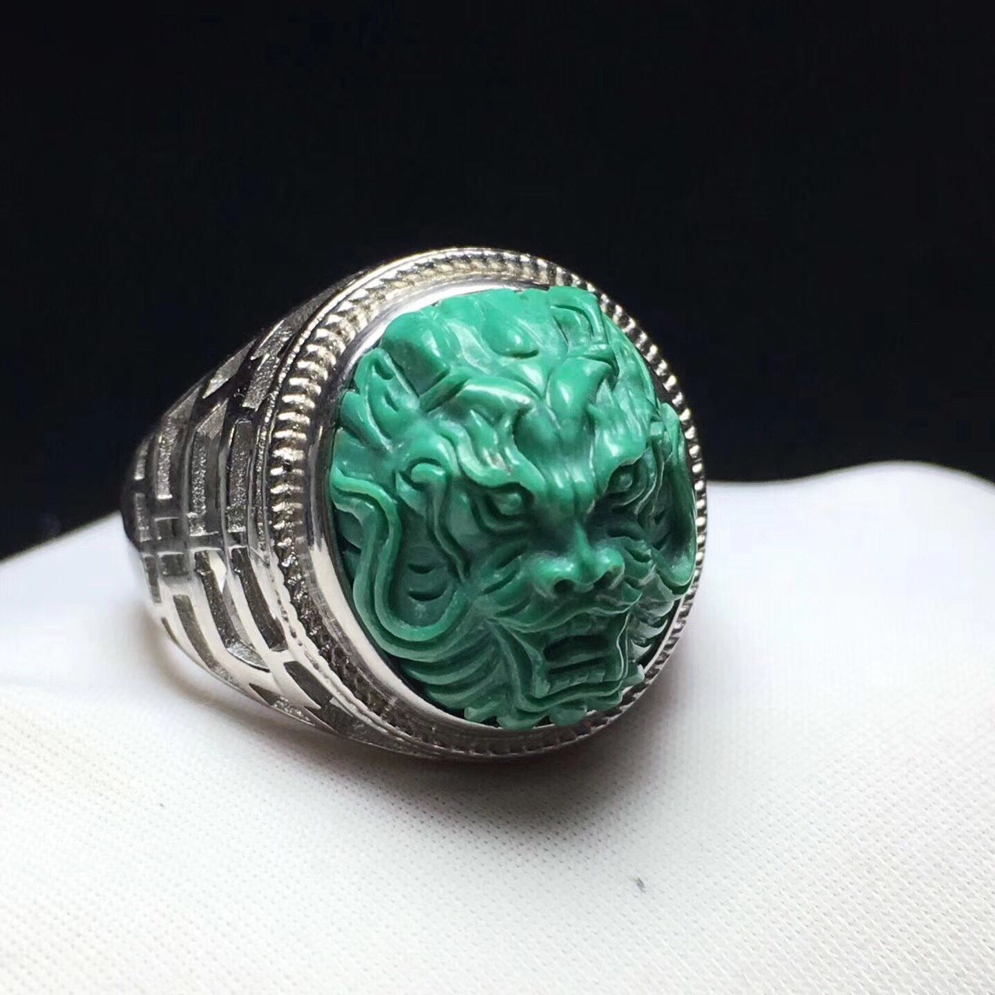 绿松石戒指男士 兽面戒指天然无优化 绿松产地货源如心珠宝