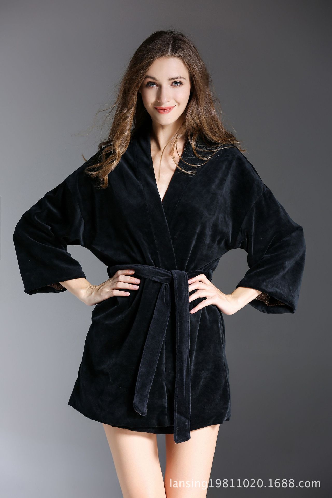 跨境货源 天鹅绒睡袍女式长袖精致纯棉浴袍柔软黑色性感睡袍短款