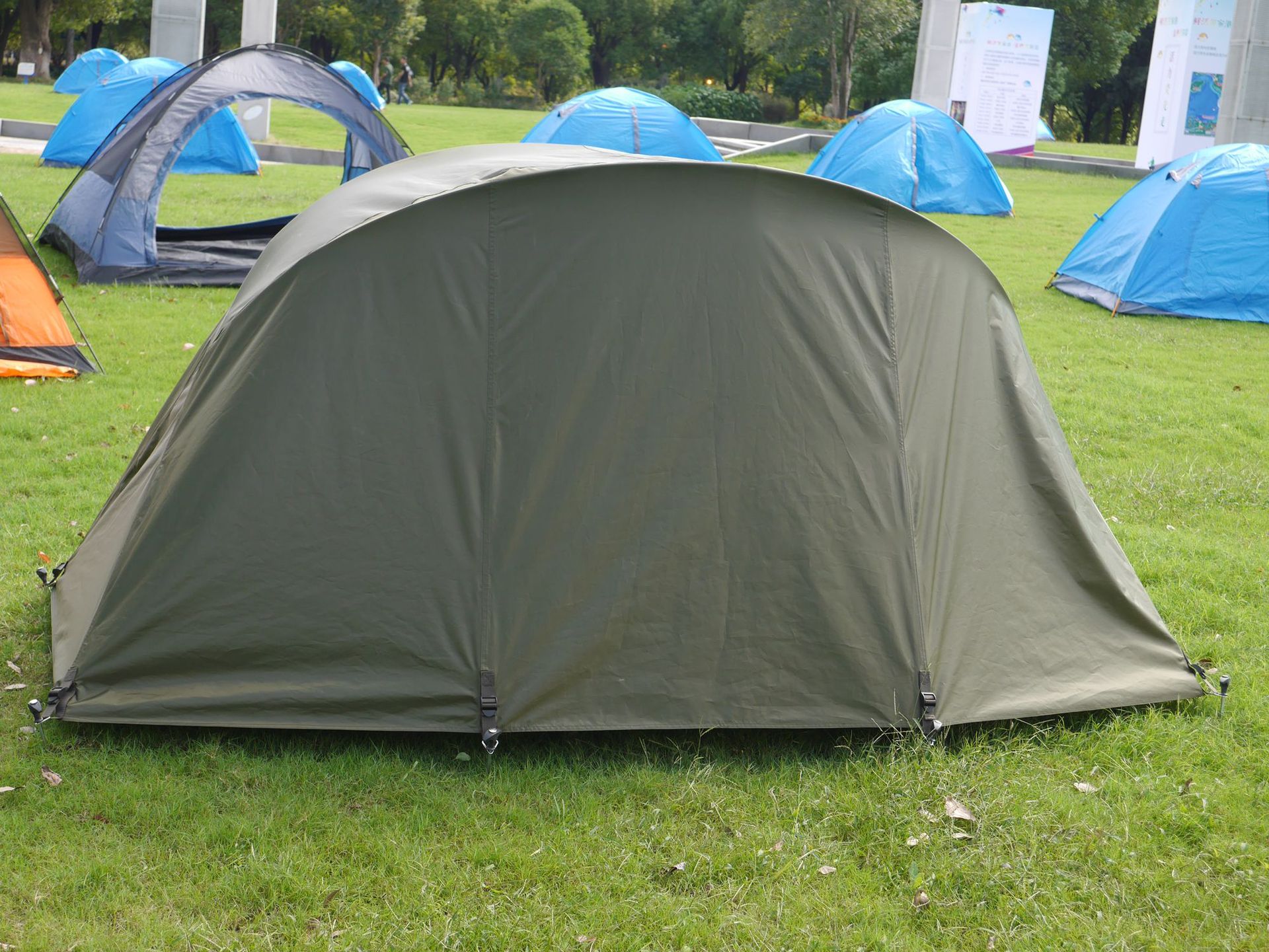 供应双层双人离地帐篷 帐篷工厂批发户外露营帐篷野营帐篷