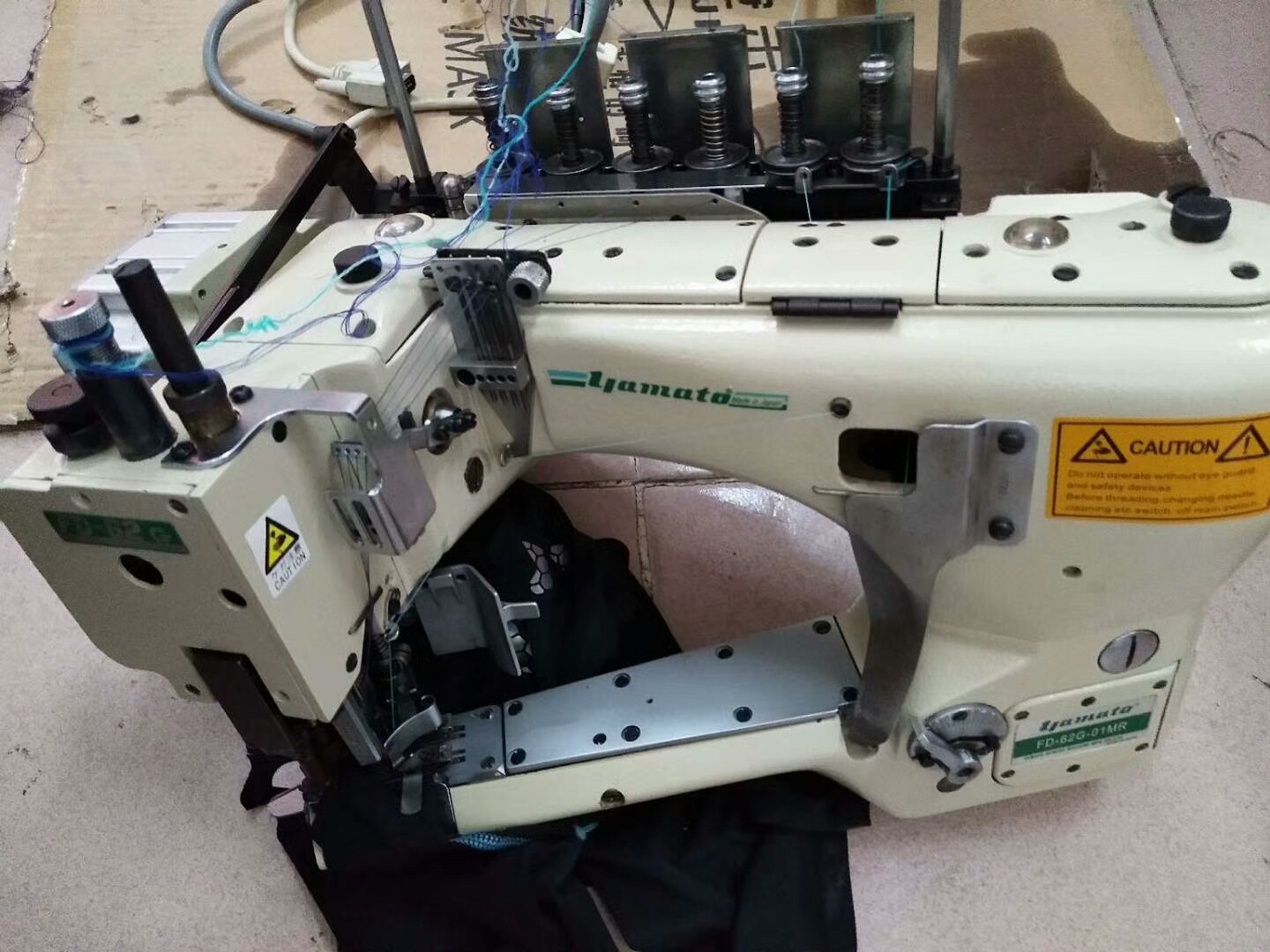 00元 加工定制 否 种类 缝纫机 用途 缝纫设备 品牌 雅满桃 型号 fd