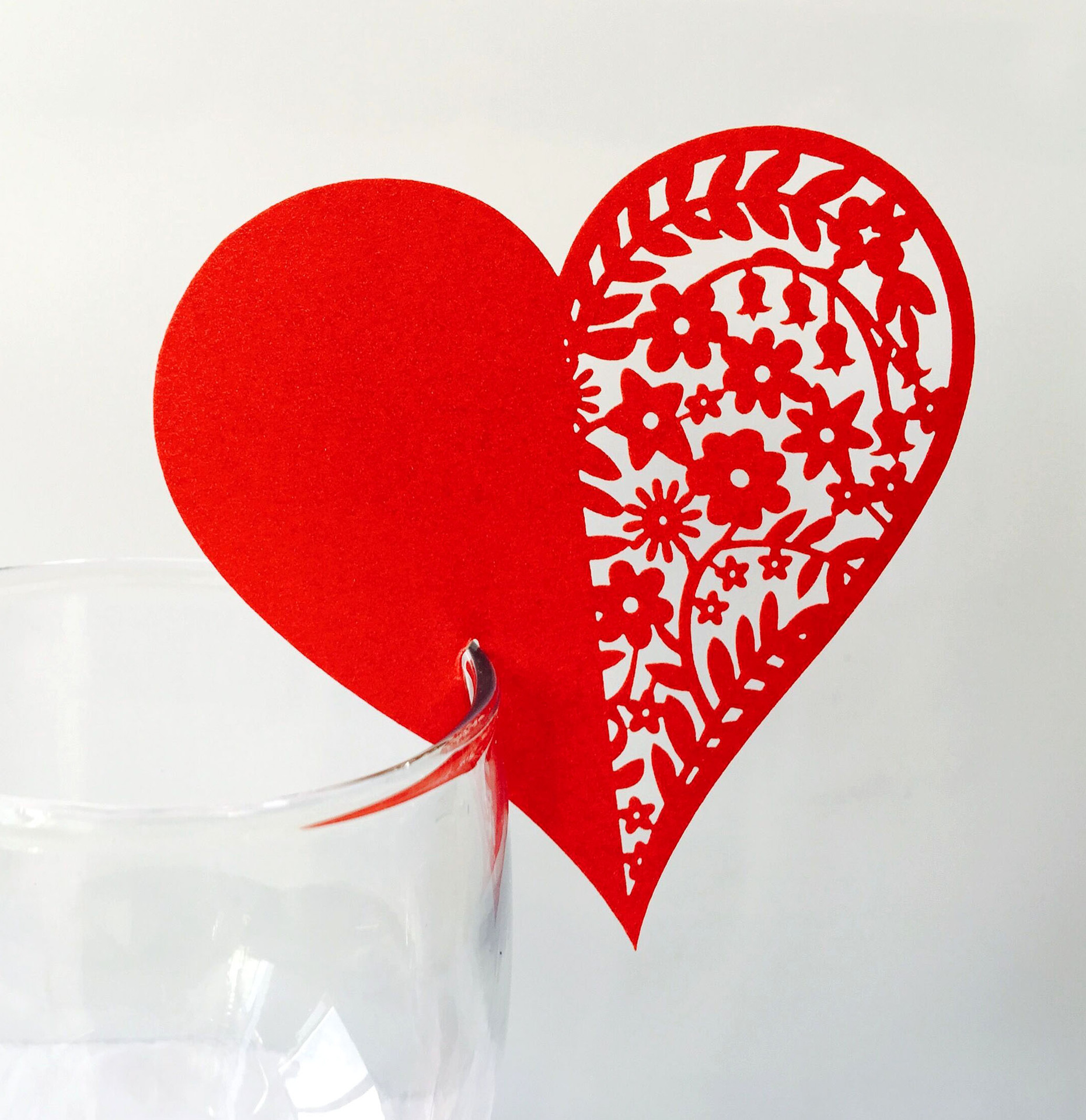 激光爱心席位卡 心形卡片 镂空蝴蝶杯卡 节日装饰纸插卡 厂家批发