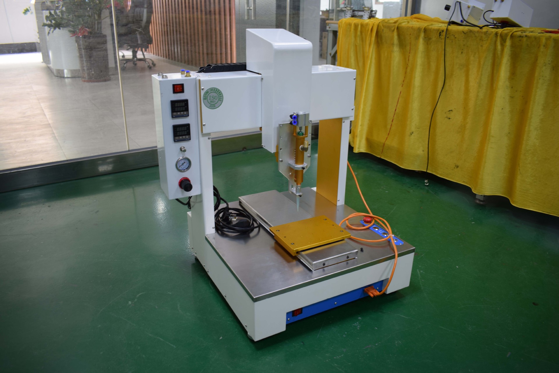 桌面式ab胶自动点胶机 50ml小型led滴胶机 三维环氧打胶机