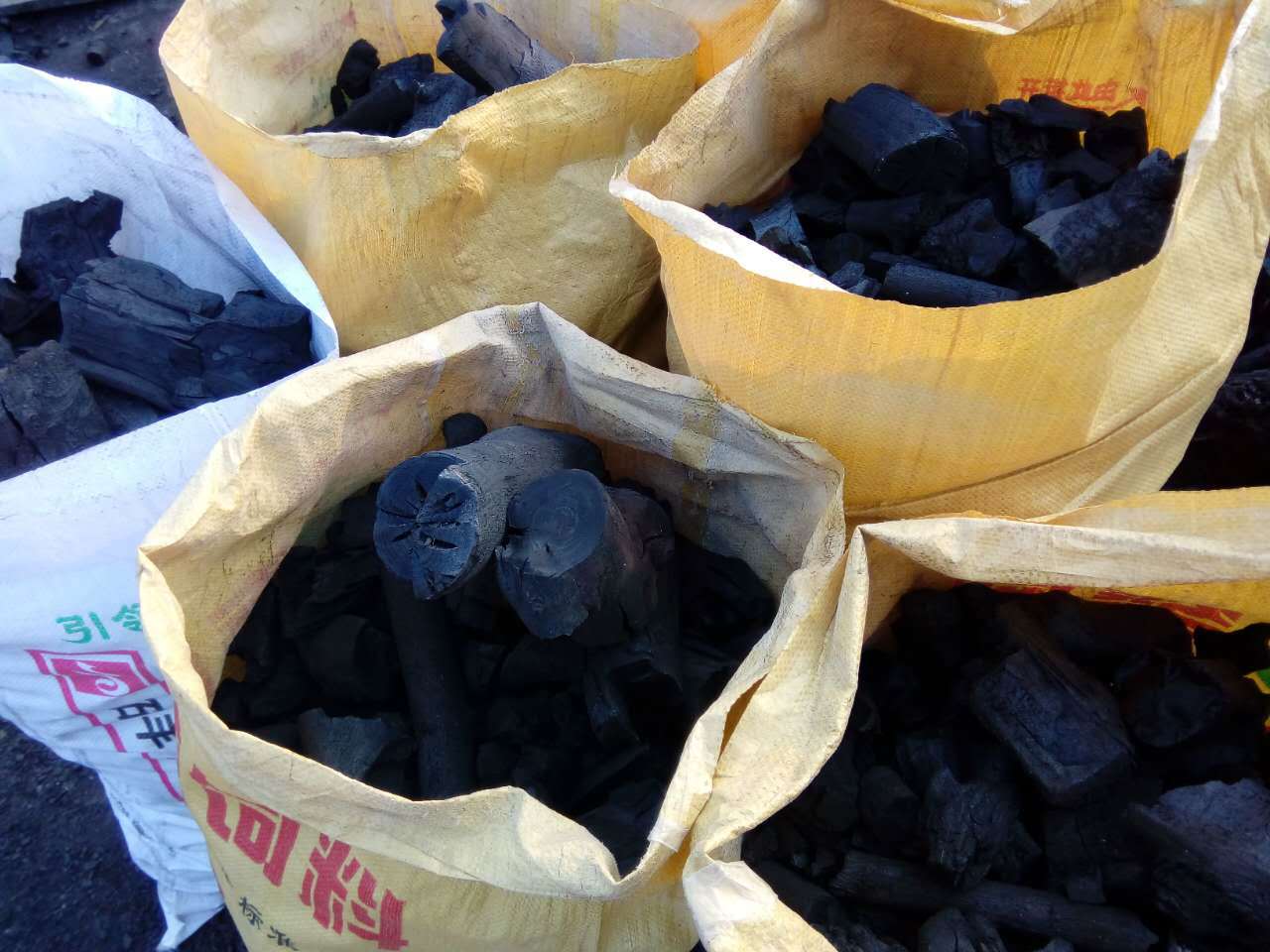 果木炭 苹果木木炭 户外烧烤果木炭 烧烤炭40斤袋装