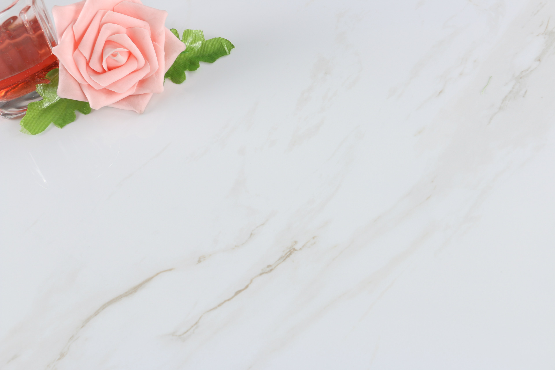 瓷砖800x800 600x600卡拉拉白瓷砖 亚光白色 亮光金刚晶大理石