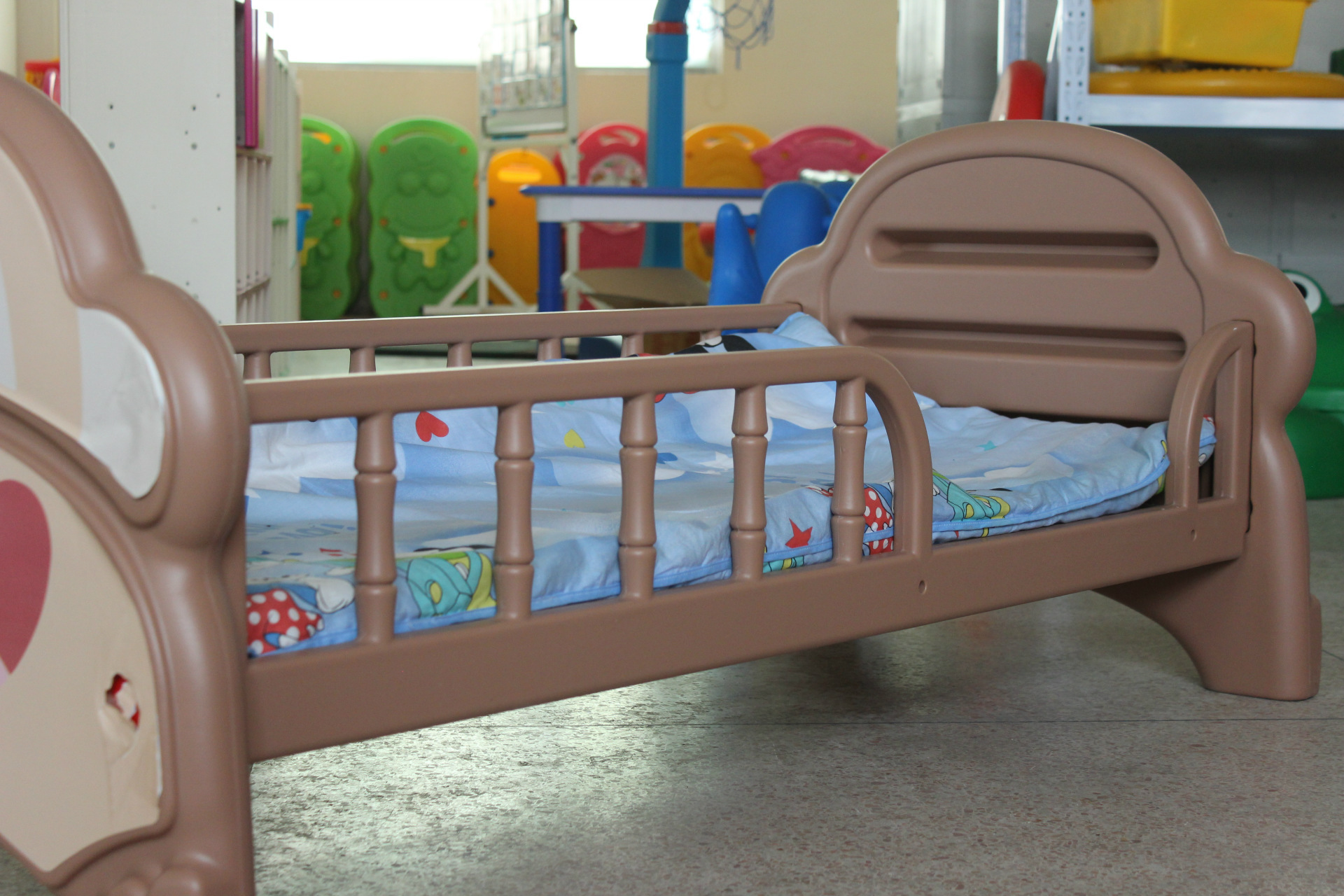 幼儿园专用午休床宝宝可爱床叠叠床带护栏家用小床上下铺