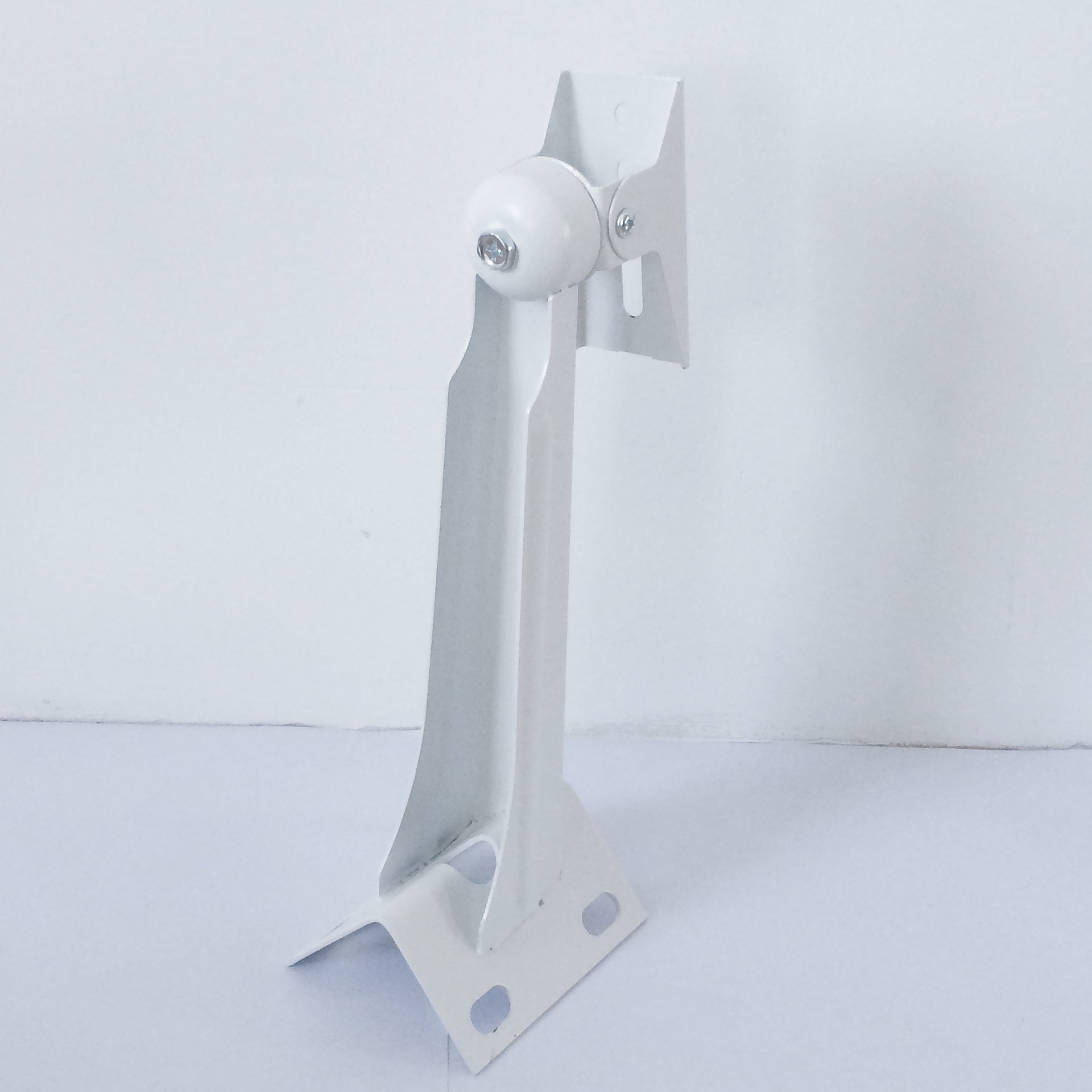 抱箍支架/抱柱支架/万向支架/立杆支架/摄像机支架/电线杆支架