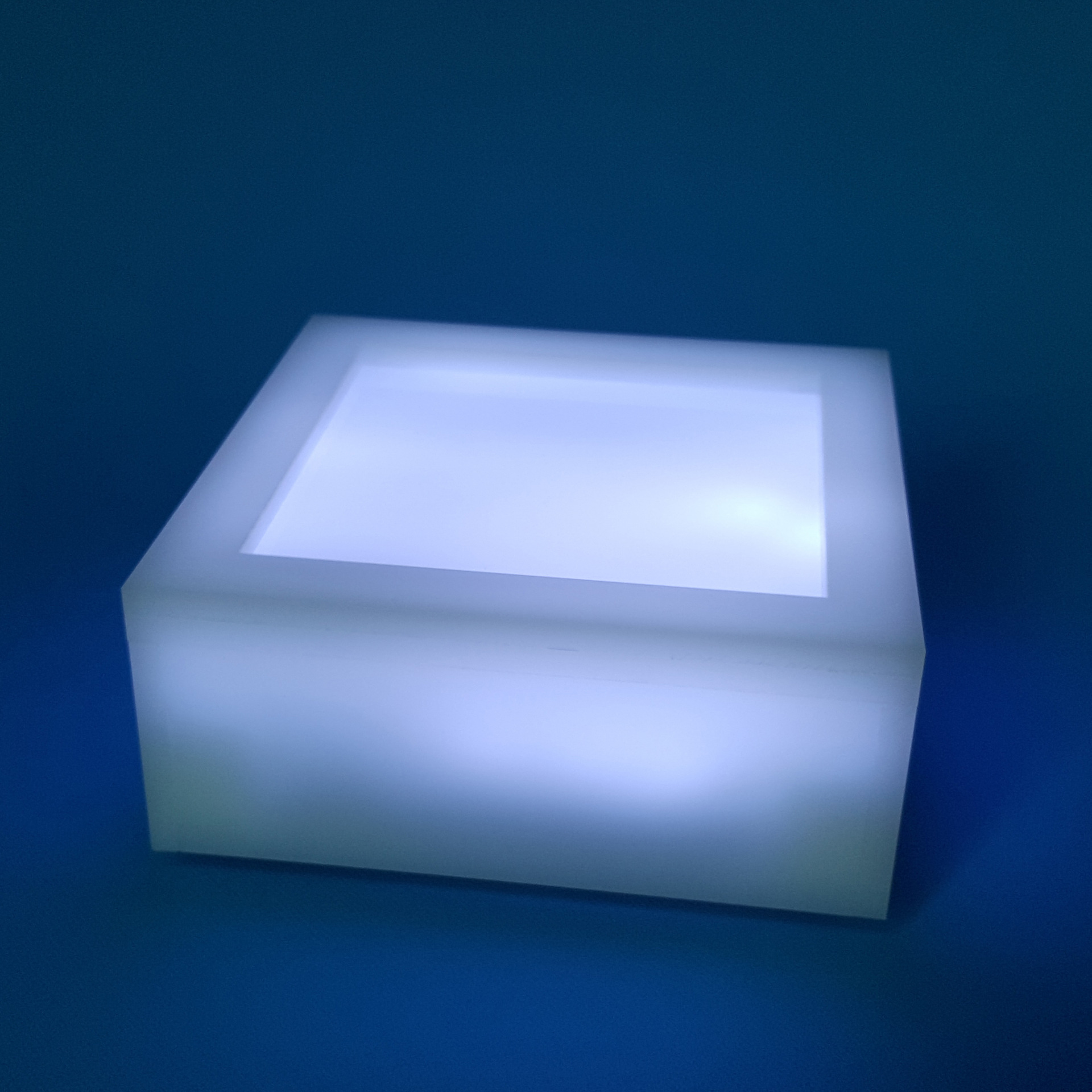 供应亚克力产品广告灯箱 有机玻璃可定制logo展示灯箱