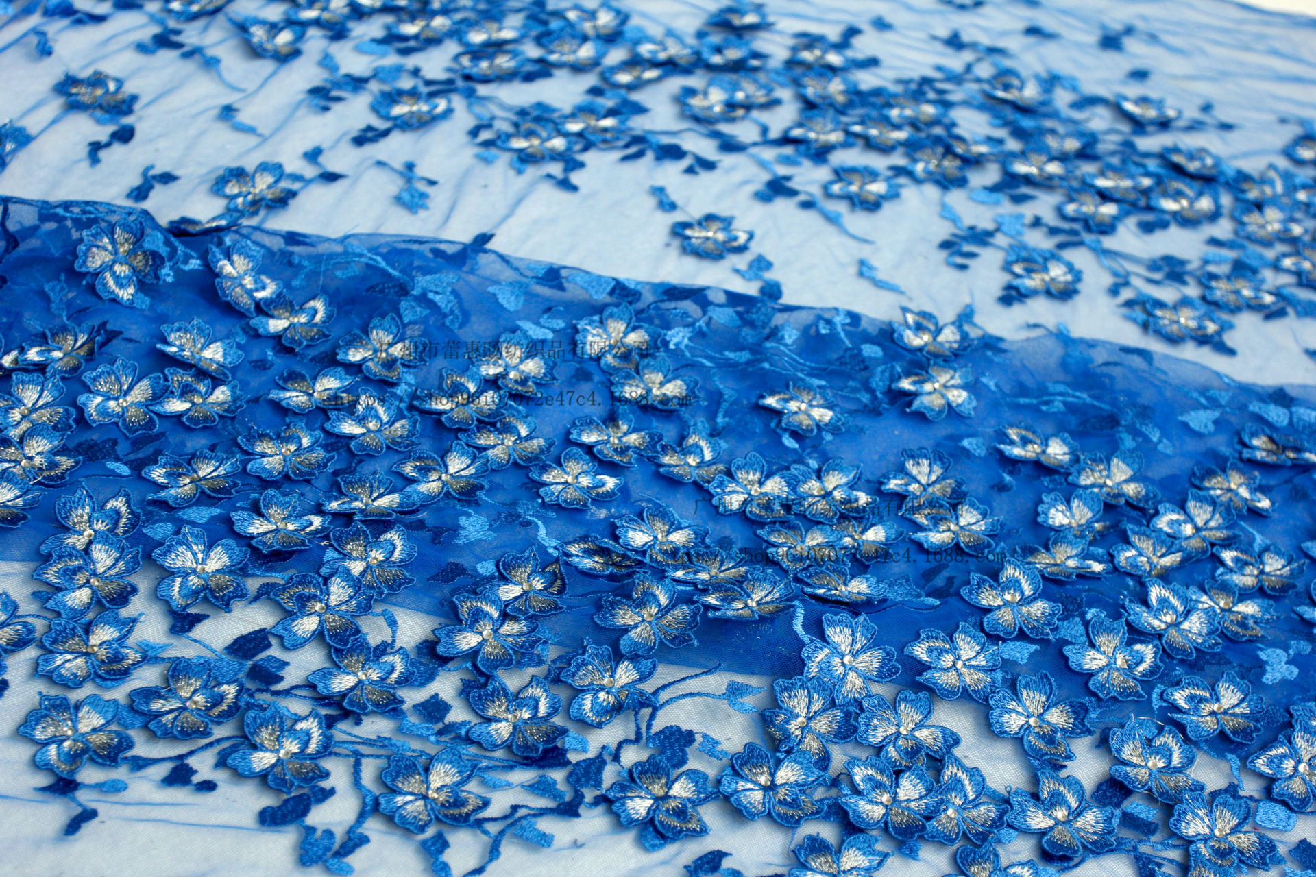 蓝色银色3d立体花订钻刺绣蕾丝面料婚纱礼服 旗袍演出等服装布料