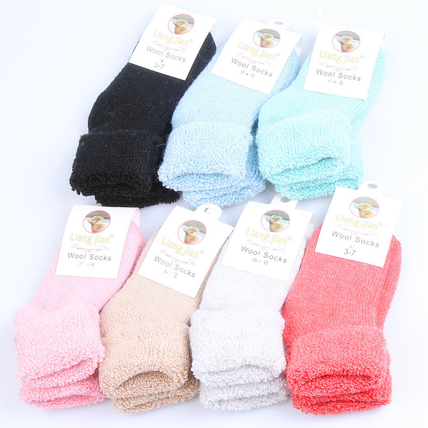 in stock sheep wool 8.3% children wool socks 0-2 years old 2-5 years old mid-calf flanging cashmere socks boys and girls