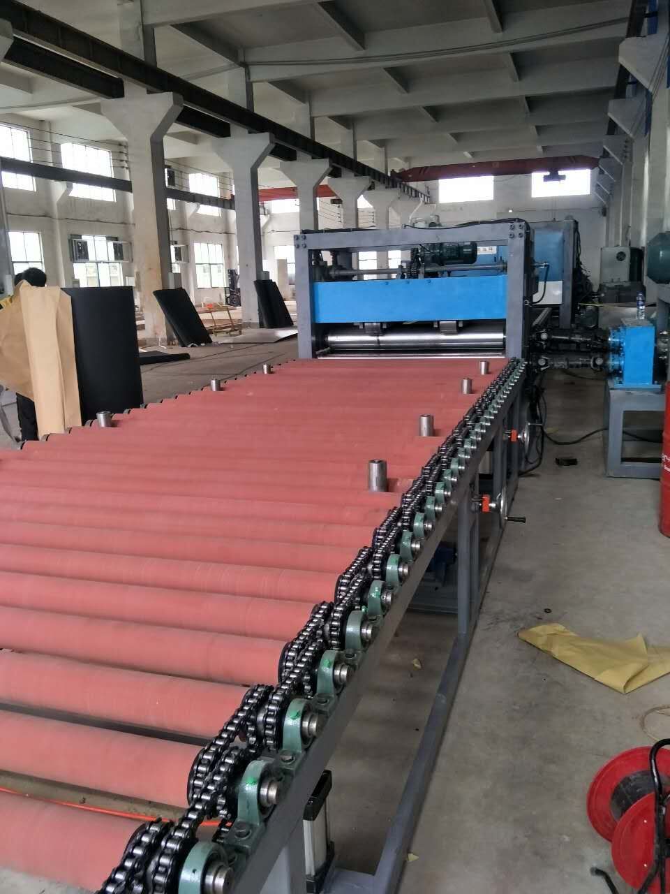 1250型热轧板抛光机《永泓祥通用设备有限公司》