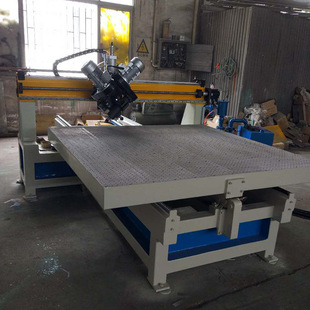 木工自动开槽机