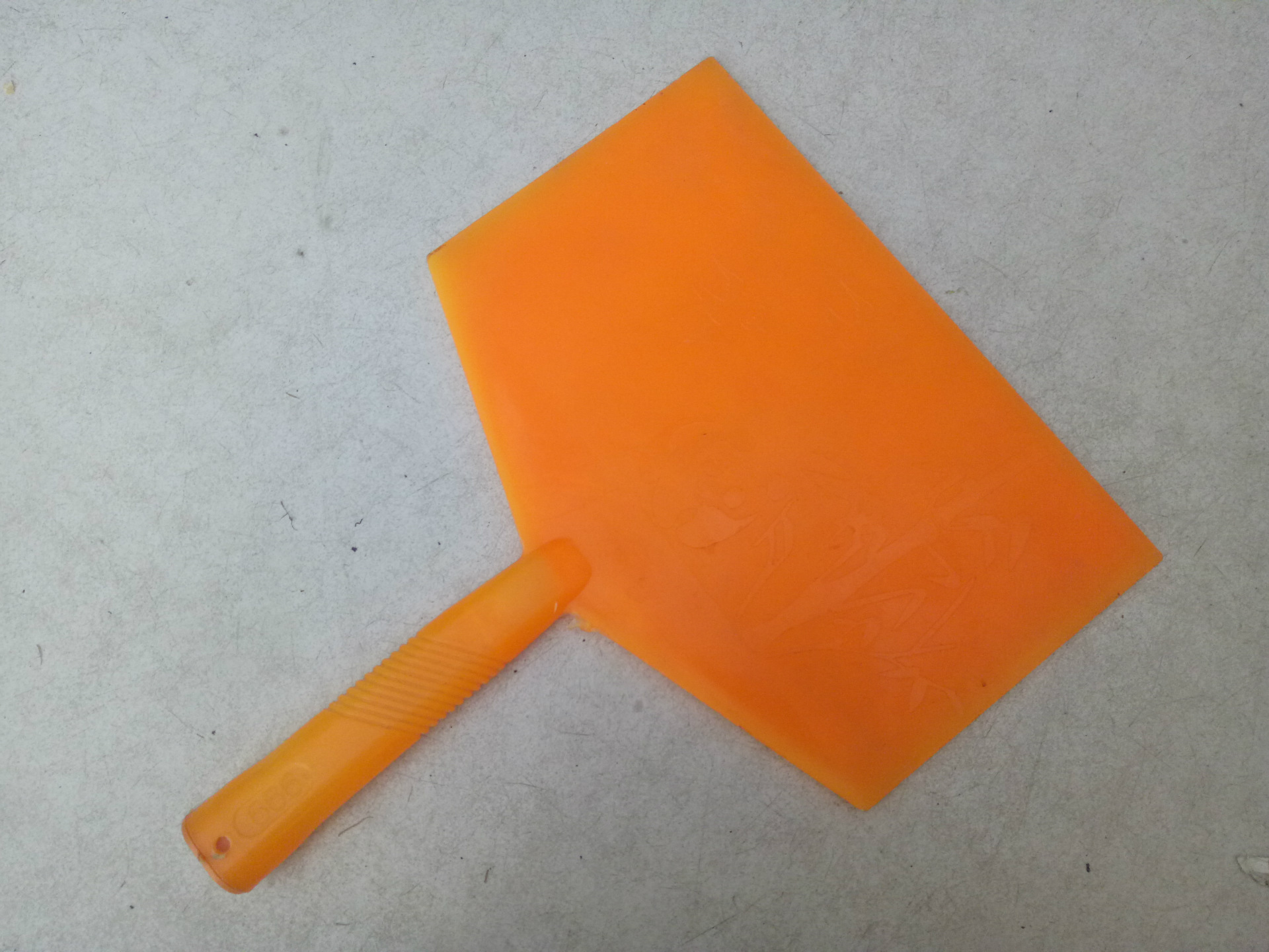 厂家直销塑料钢化托灰板 中号熊猫塑料灰板 桔黄瓦工匠作工具沙抹