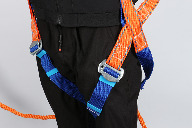 欧式双大钩缓冲安全带高工作业防坠落安全带五点式安全带缓冲器