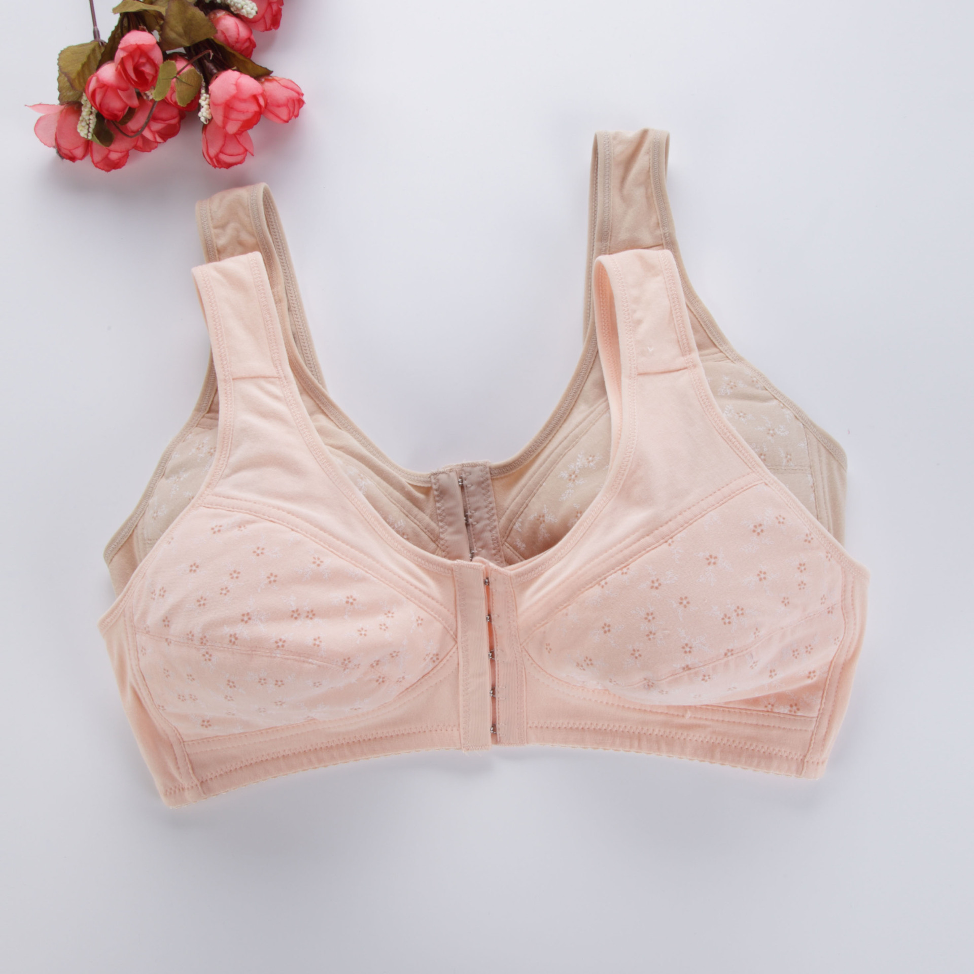 厂家批发棉氨前挂钩式(5排扣) 宽肩带 背心式老中青年文胸 内衣