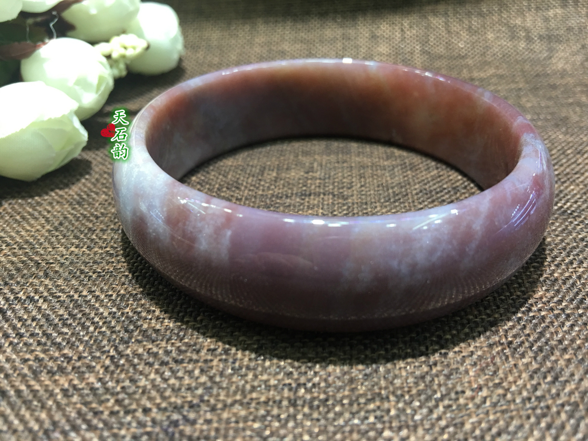 七彩玉手镯天然玛瑙玉髓镯子厂家直销